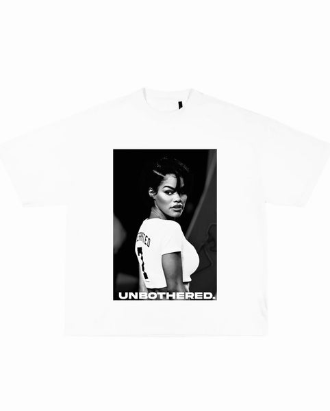 UNBOTHERED GRAPHIC TEE